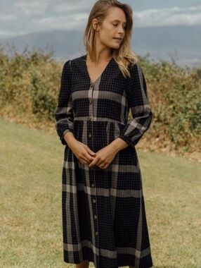 Neuflora Black and Tan Plaid Raleigh Dress